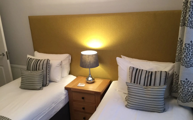 Inverness City Suites