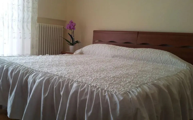 Bed and Breakfast Groane