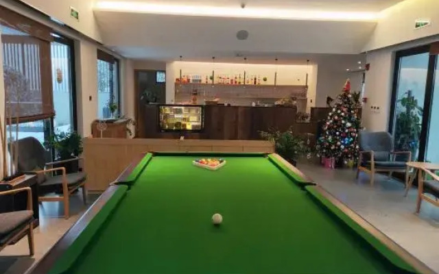 Amber Guanyun Vacation Apartment