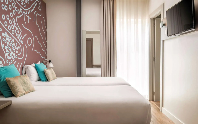Отель Ibis Styles Barcelona Centre