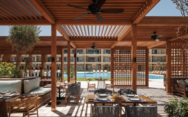Sakhra Hotel & Spa, Almaza Bay