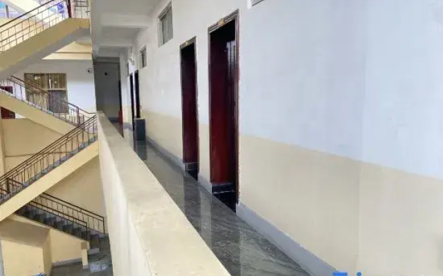 Yunxian Yujin Hotel