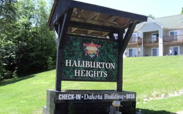 GEOHoliday at Haliburton Heights, Haliburton, Canada