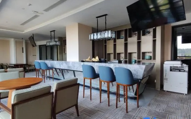 Nanjing North Railway Station Wenjing Hotel