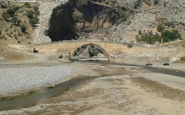 Nemrut Dağı Işik Pansi̇on