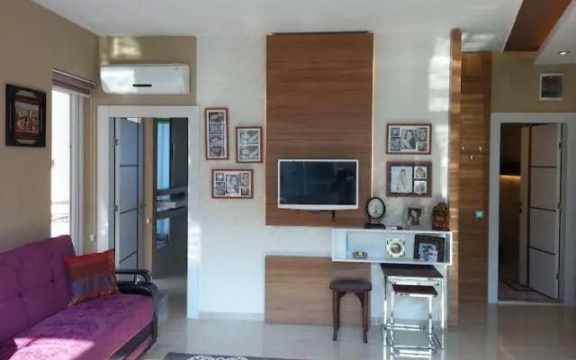 Hande Home Aparts