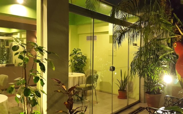 Hotel Amalfi in Asuncion, Paraguay from 75$, photos, reviews - zenhotels.com hotel front