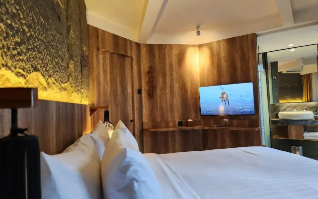 Villa 4-BR Klub Bunga No. 4 Batu Malang