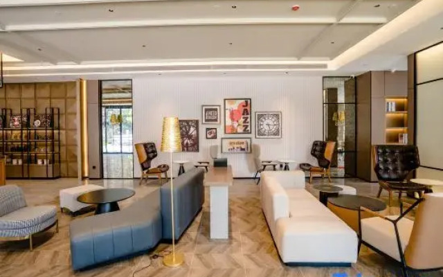 Homeinn Plus Hotel (Quanzhou Quanshang Global Plaza)