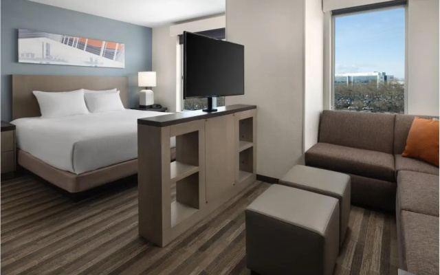 Hyatt House San Jose Airport