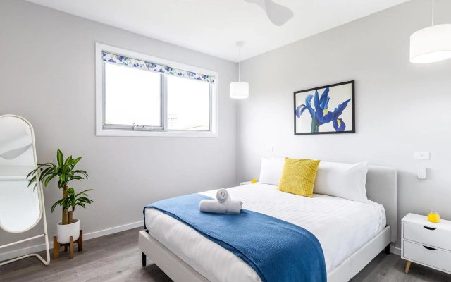 Fingal Bay Seabreeze Unit 2 16 Tuna Crescent