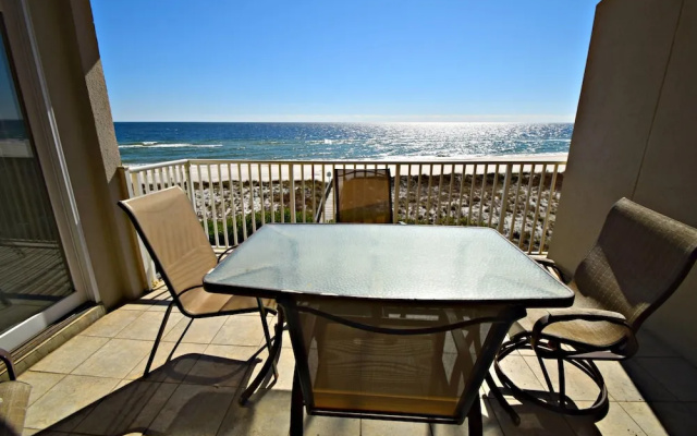 Dolphin Key 2C by RedAwning