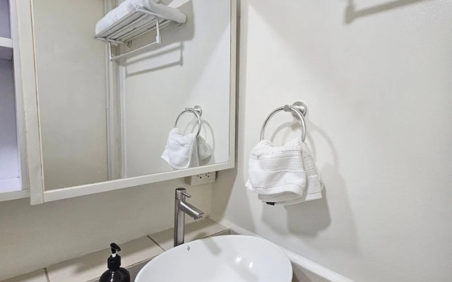 Cozy 3-bedroom Condo in Urban Deca Homes Ortigas Extension, Pasig
