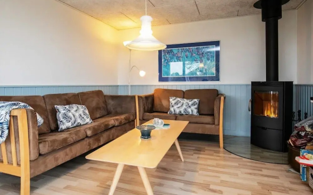 6 Person Holiday Home in Hirtshals-by Traum