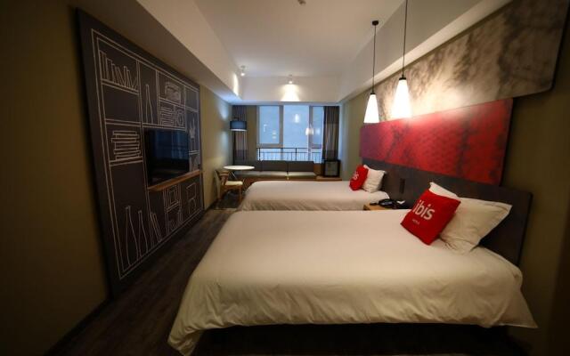 ibis Weihai Oriental New Ground  Hotel