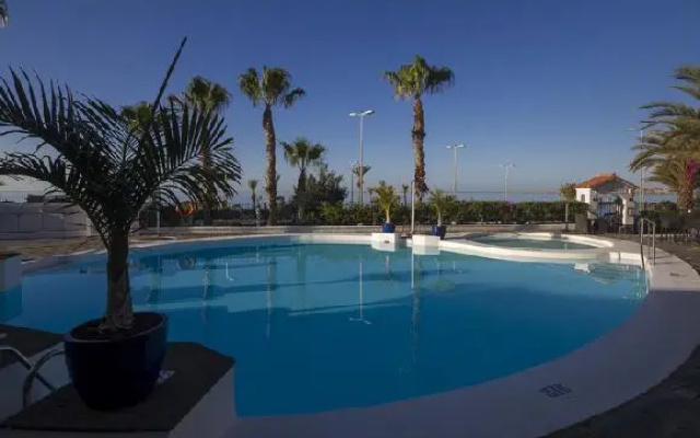 Sunsuites Carolina	