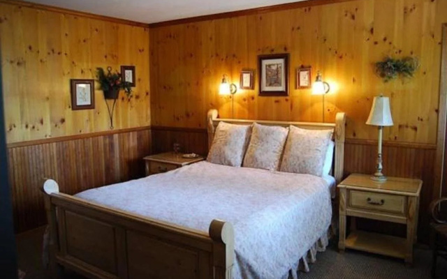 Narrow Gauge Inn