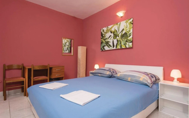 Stunning Home in Kuciste-perna With Wifi and 2 Bedrooms