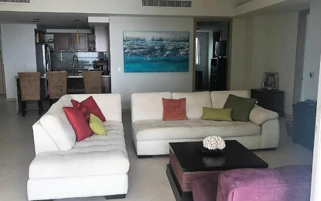 Delcanto Residences by LaTour