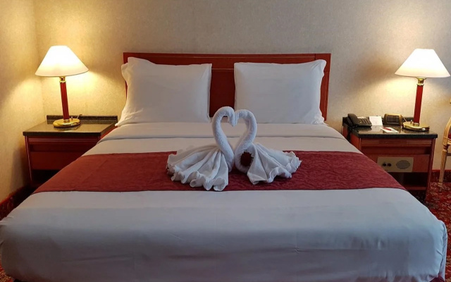 Russott Hotel