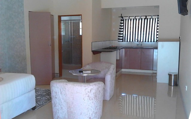 Pacific Conqueror Self Catering Units
