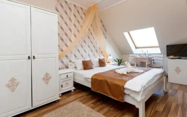 Almafa Apartmanház