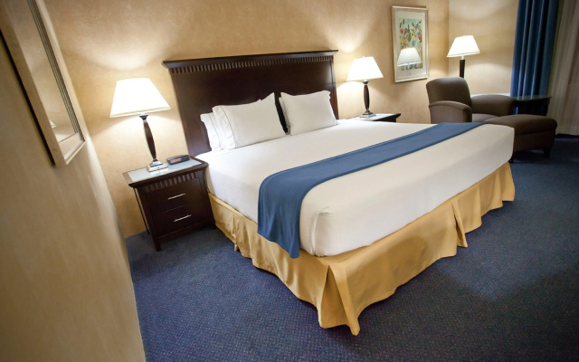 Holiday Inn Express Grover Beach-Pismo Beach Area by IHG