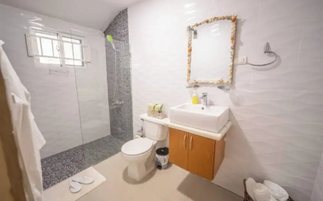Charming 1b Apto Walk To The Beaches & Main Street