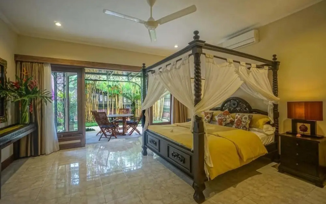Villa Tirta Indah