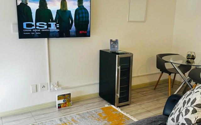 Modern secure apartment in Strand - Little Greece