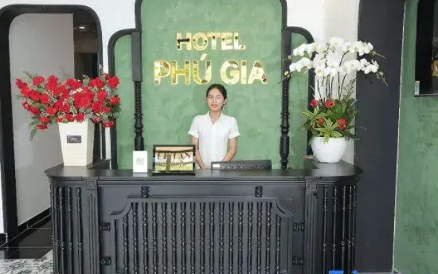 Phu Gia Hotel 228 Le Van Luong
