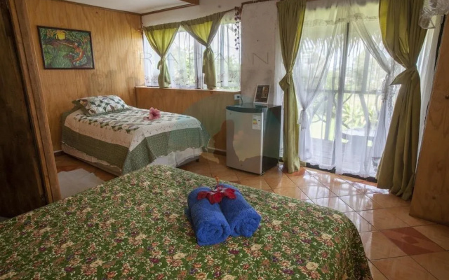 Cabaña Isla de Pascua Eco Hostal 1003