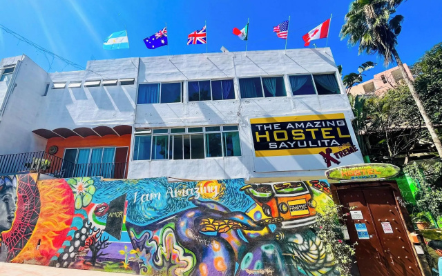ITH Sayulita Amazing Surf Hostel