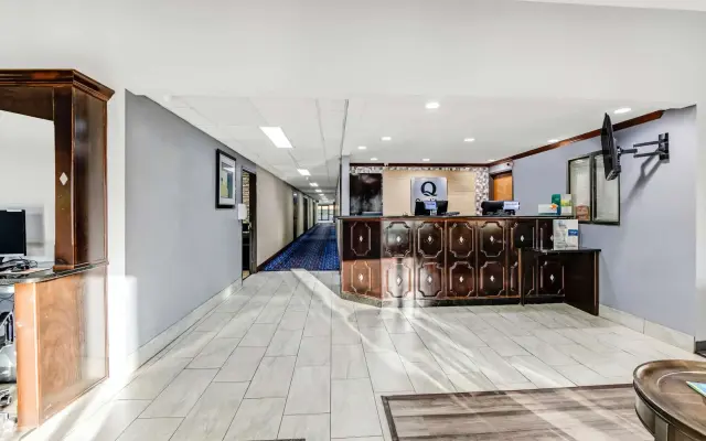 Quality Inn Merriam Kansas City