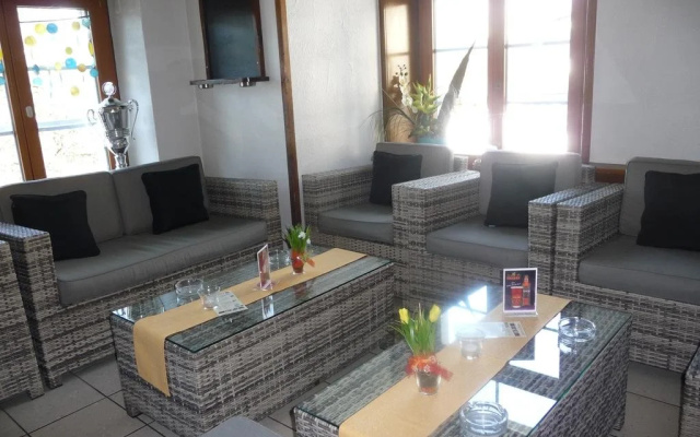 Falken Pub & Motel