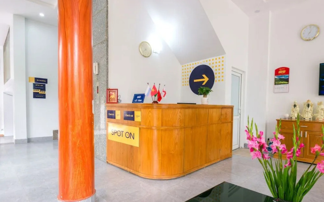 Angel Hotel