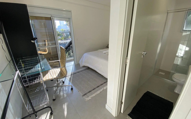 150m Da Praia De Jurere   Excelente Apartamento