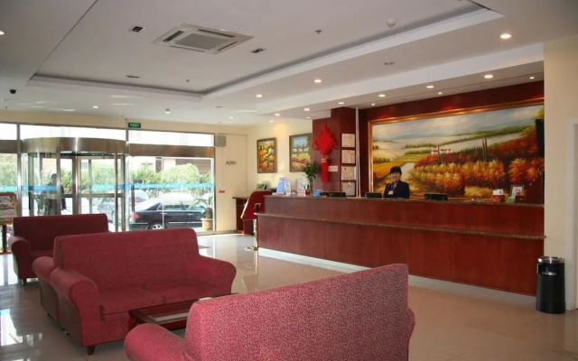 Hanting Hotel Qingdao May Fourth Square