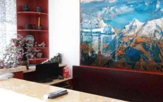 Traveller Fashion Hotel