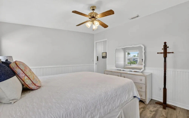 Beachbound 2BR Apt 1282