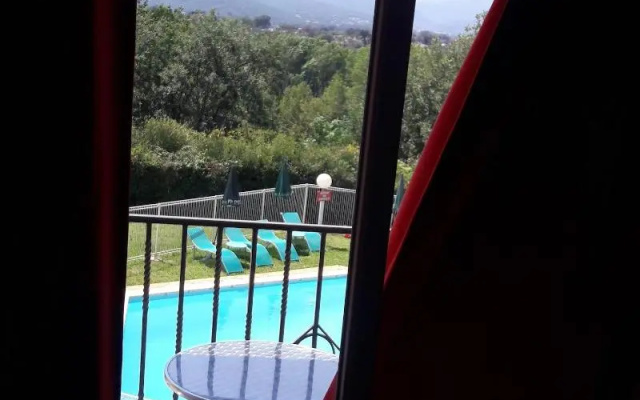 Le Néoulous