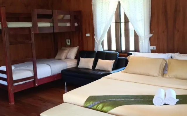 Rai Lung Tui Homestay
