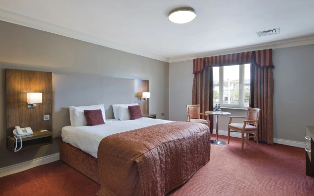 Canal Court Hotel