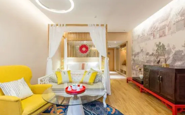 Home Plus Hotel (Chengdu Shuangliu International Airport)