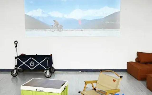 Zhuanshan International Youth Hostel (Jiaxiu Lou Qingyun Market)