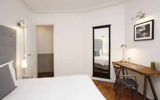 LUX 4BDR Opera Lafayette 2 by Livinparis