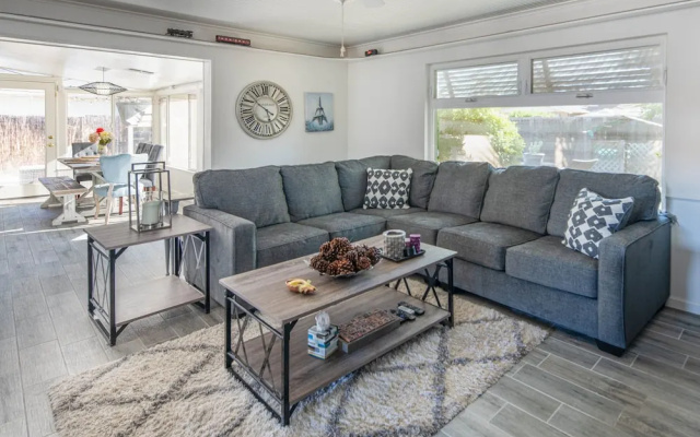 Exquisite 4BR Home near Old Town by WanderJaunt