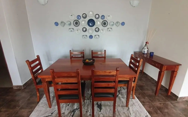 Charming 2-bed Apartment in Kigo