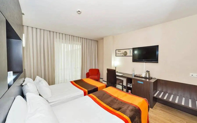 Barcelo Saray Special Class