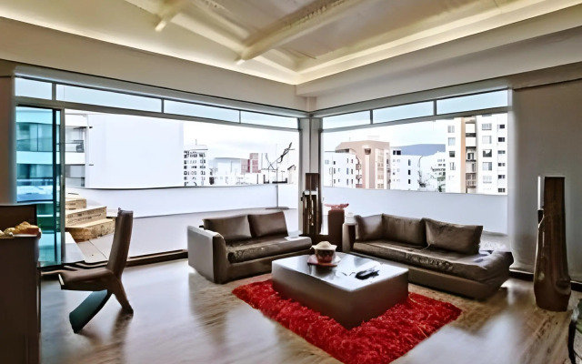Hotel Habitat Suite